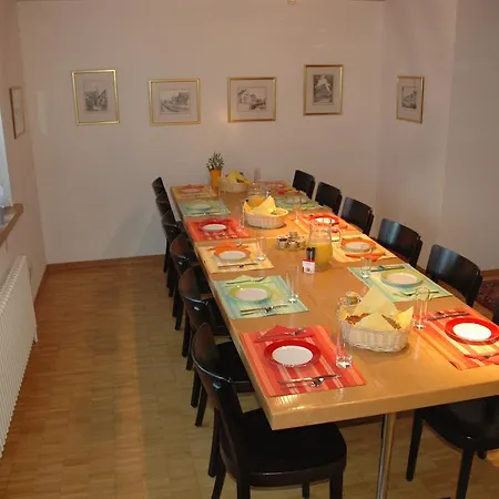 Im Dorf Zuzwil (St. Gallen)